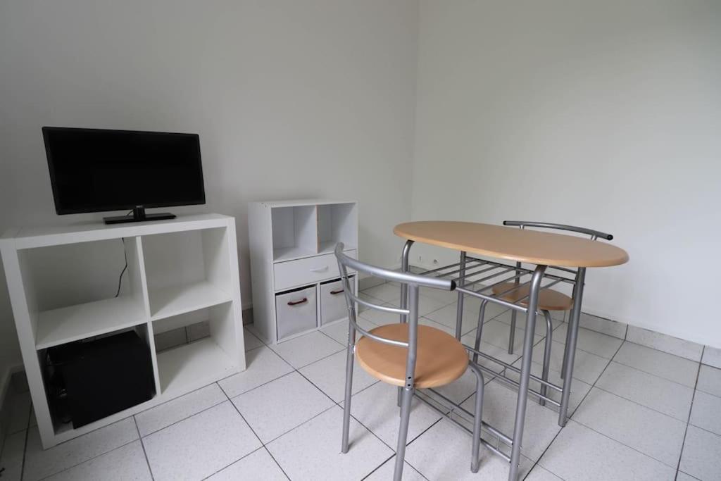 Montrouge 1 Bedroom Flat 30M2 - Exteriör bild